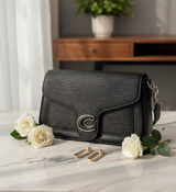 Timeless Sophistication: The Perfect Minimalist Light Grey Handbag
